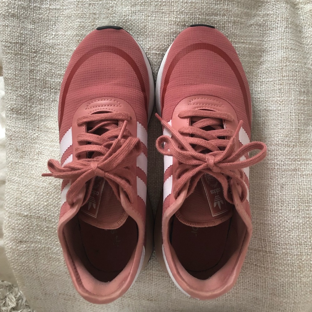 Women’s Adidas N-5924 Sneaker